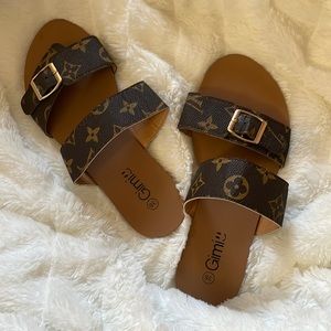 Brand New Flats 🤎